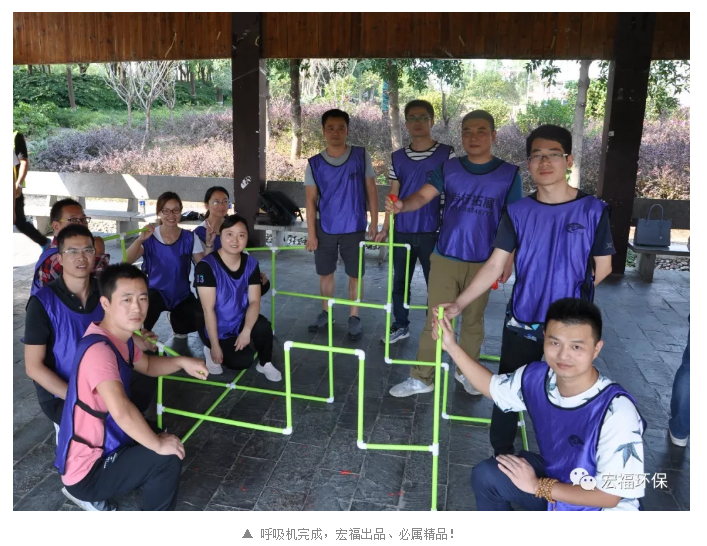 5bc039d58d24d.png blob.png